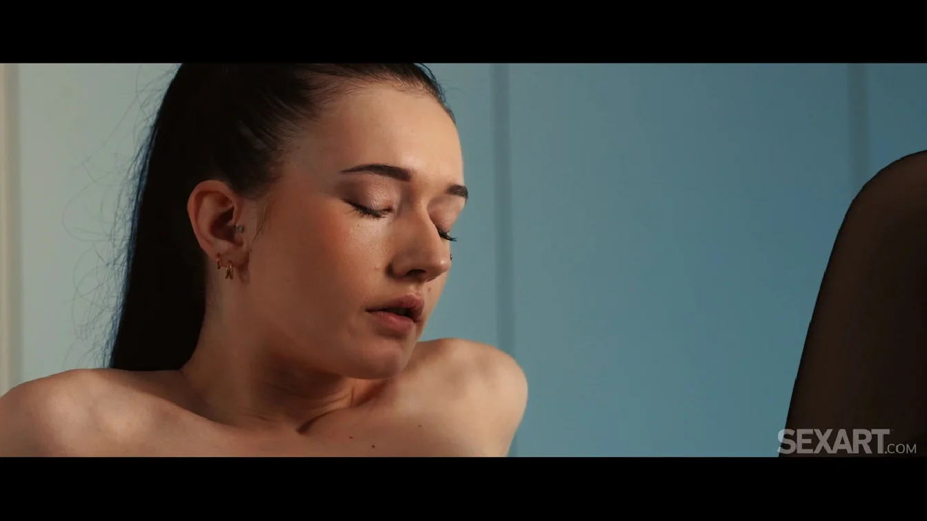 Preview of SexArt Britney Dutch Femme Fatale XXX